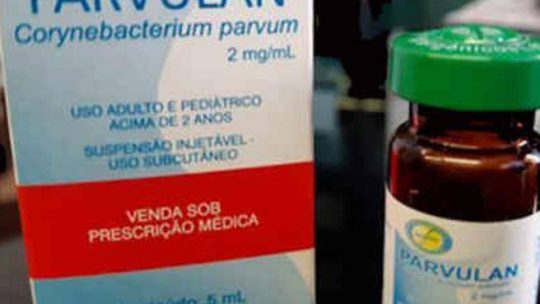 Parvulan invece del vaccino anti Covid: perché non va usato